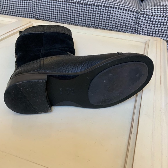 BEAUTIFUL TORY BURCH BLACK COREY MID CALF FLAT LEATHER SUEDE BOOTS SIZE 6.5 - Picture 15 of 16